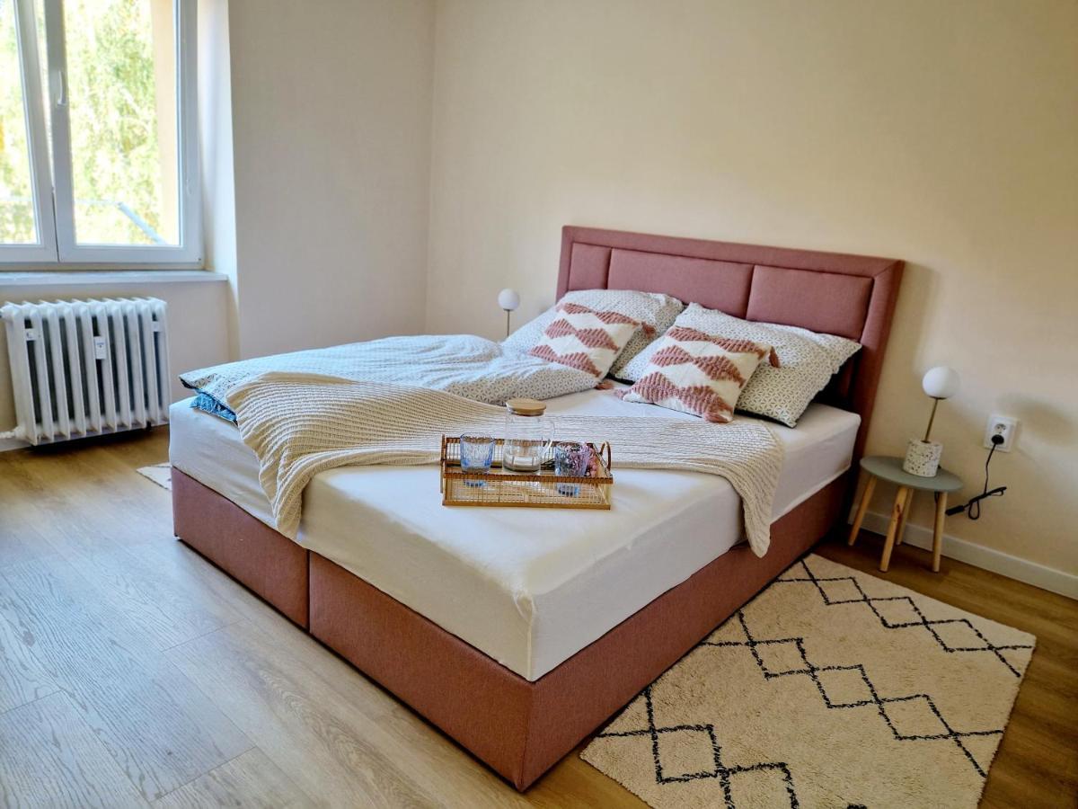 City Center Apartment - Self Check-In Spišská Nová Ves Eksteriør billede